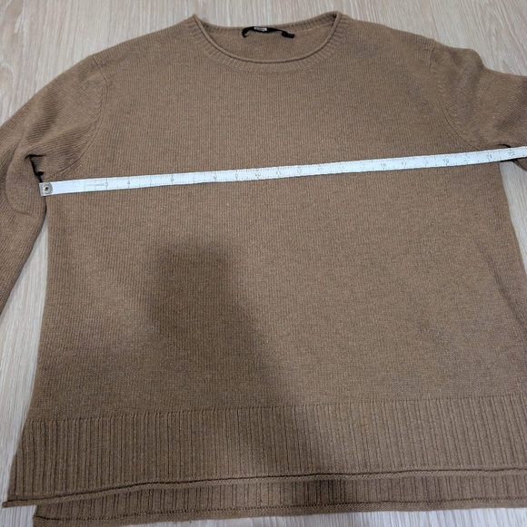 Jenni Kayne Brown Lightweight Knit Everyday Sweater - Picture 13 of 15